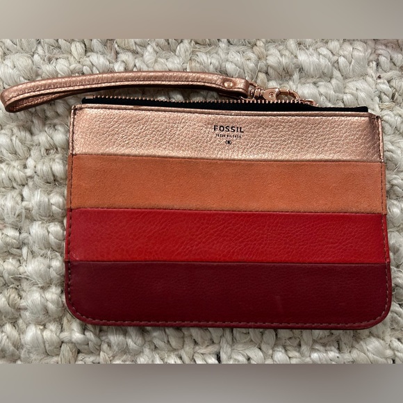 Fossil Colorblock Leather Wristlet Zip Wallet Red Pink Brown Zipper wristlet - Picture 5 of 6